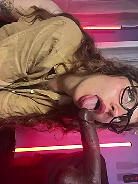 Velvet_Dreamss' Live XXX Chat