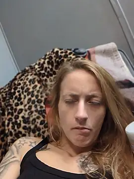 Chat +18 de trackstar444 ao vivo