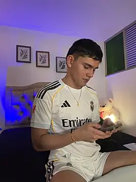 estebanperez_26: вебкам-шоу
