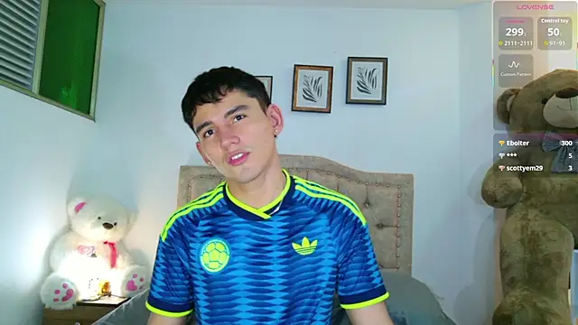 estebanperez_26's Webcam Show