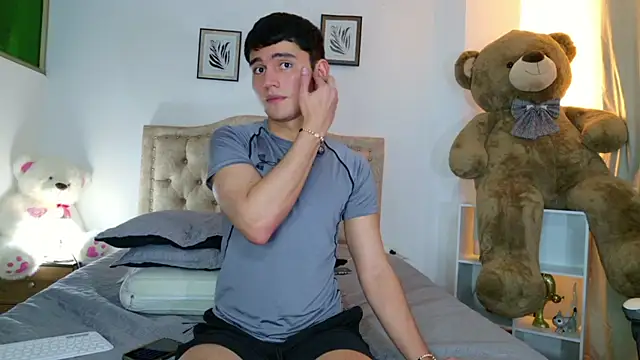 estebanperez_26 Adlı Modelin Web Kamerası Şovu
