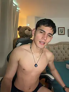 Pokazy przed kamerką – estebanperez_26