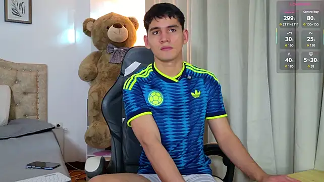Show de estebanperez_26 na webcam