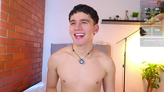 estebanperez_26 Show in webcam