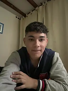Santiagooo1233 Webcam show