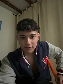 Santiagooo1233 Webcam-Show
