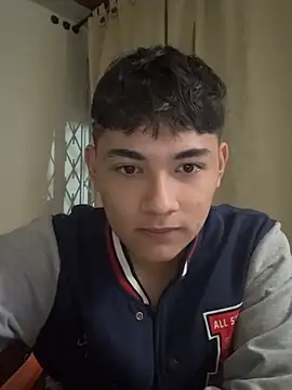 Santiagooo1233 webcam show