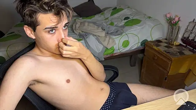 kevinnoff19's Webcam Show