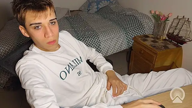kevinnoff19 Show Webcam