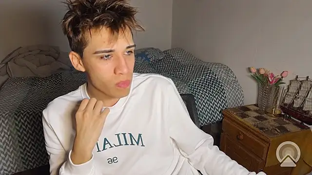 kevinnoff19 Show Webcam