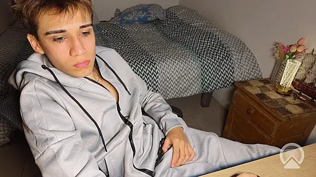 عرض كام kevinnoff19