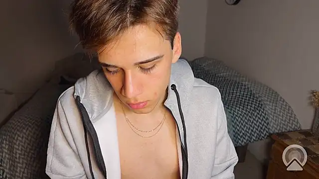 kevinnoff19 Adlı Modelin Web Kamerası Şovu