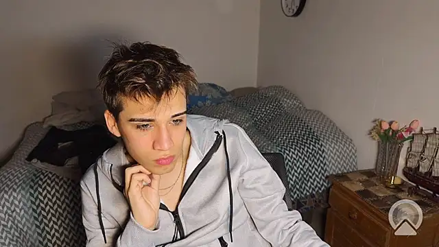 kevinnoff19 webcam show