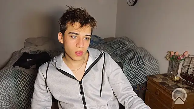 kevinnoff19 – webcam-show