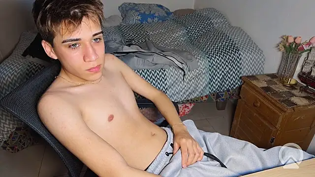 kevinnoff19 – webcam-show