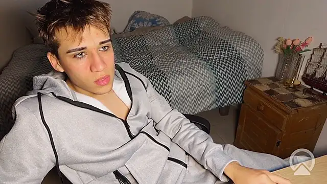 kevinnoff19 Webcam Show