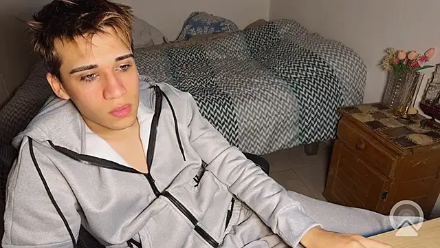 kevinnoff19 Show Webcam