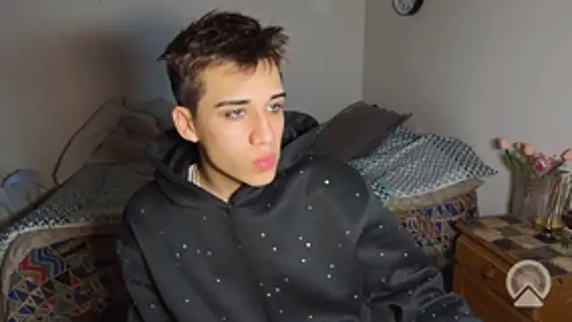 kevinnoff19 Show Webcam