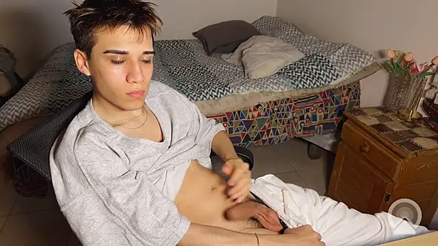 kevinnoff19 webcam show