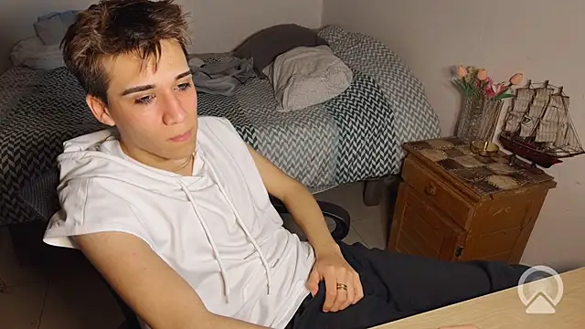 kevinnoff19 Шоу с уебкамера