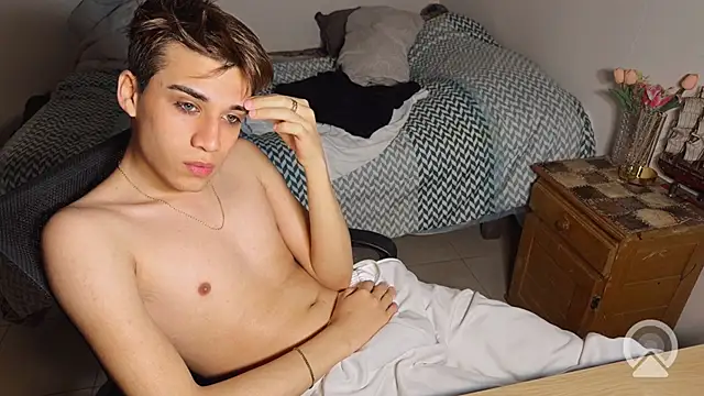 kevinnoff19 Pertunjukan Webcam