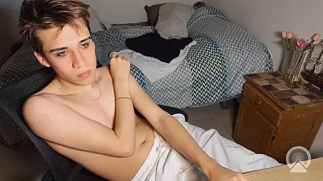 הופעת וובקאם של kevinnoff19