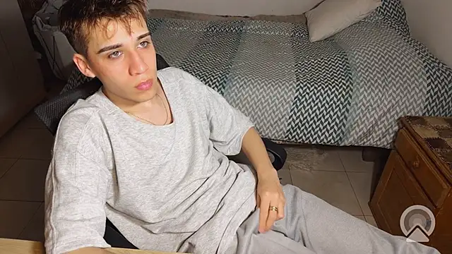 kevinnoff19 webkamerás műsora