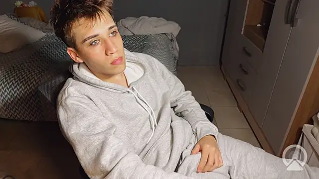 kevinnoff19 webcam show