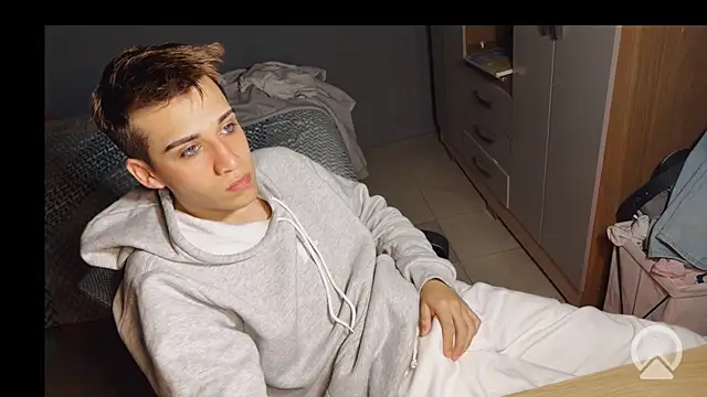 kevinnoff19n Webbikameraesitys