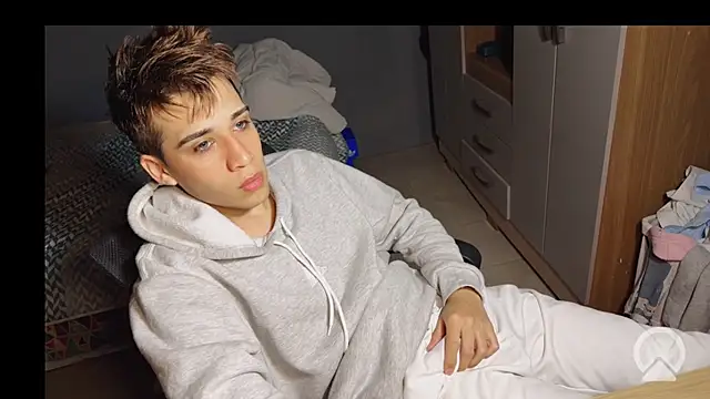 kevinnoff19n Webbikameraesitys