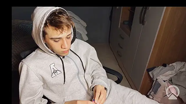 Вебкам-шоу kevinnoff19