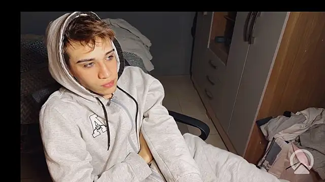 kevinnoff19 Pertunjukan Webcam