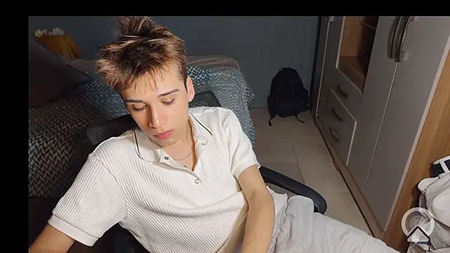 kevinnoff19 webkamerás műsora