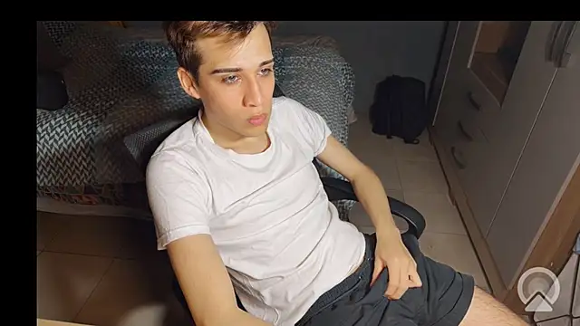 kevinnoff19 Pertunjukan Webcam