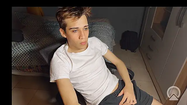 kevinnoff19 webcam show