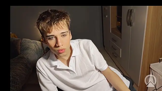 kevinnoff19's Webcam Show