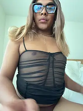 Ashleythelatinaa – Kamerová šou