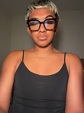 Ashleythelatinaa Webcam Show