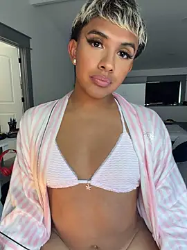 Ashleythelatinaa webcam show