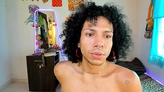 Pokazy przed kamerką – Angel_White25