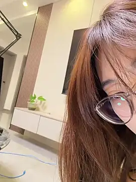 GG-BONG1 Live XXX Chat