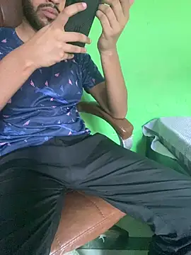 Show modela BIGGGGGBOYYYYY na web-kameri