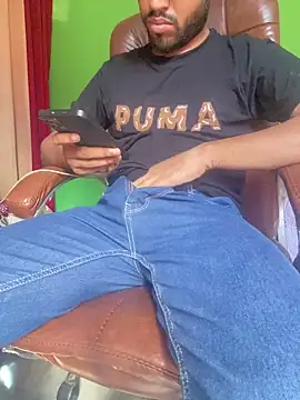 BIGGGGGBOYYYYY Show in webcam