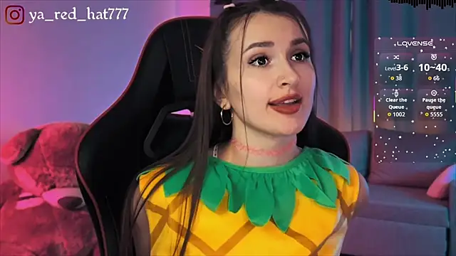-RED_HAT-'s Live XXX Chat