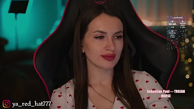 -RED_HAT- Live XXX-chat