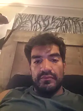 piggylatino: διαδικτυακό σόου στην κάμερα
