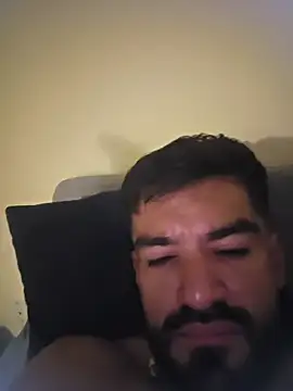 הופעת וובקאם של piggylatino