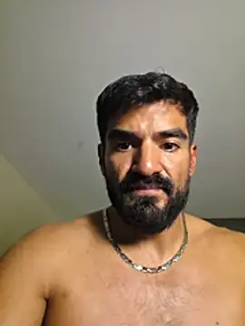 عرض كام piggylatino