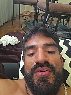 Вебкам-шоу piggylatino