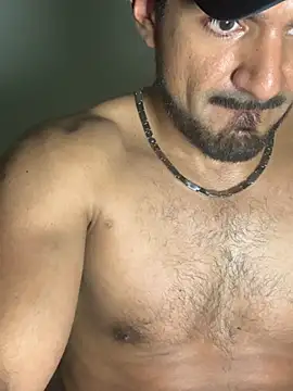 piggylatino webkamerás műsora